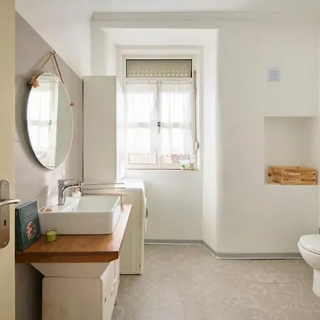 Apartman Lovely 2-bedroom In Trendy Campo Ourique
