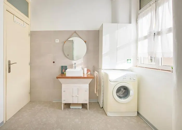 Apartamento Lovely 2-bedroom In Trendy Campo Ourique