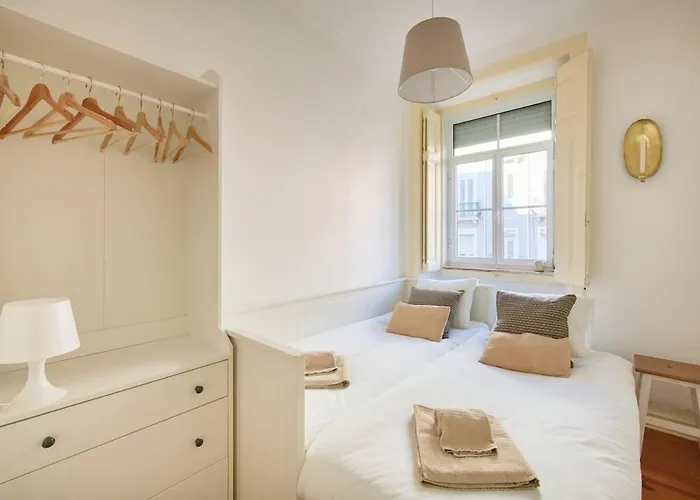 Apartamento Lovely 2-bedroom In Trendy Campo Ourique *