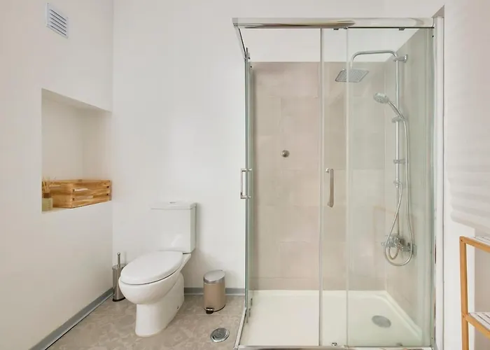 Lovely 2-bedroom In Trendy Campo Ourique リスボン