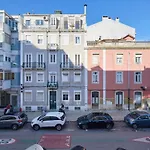 Apartment Lovely 2-bedroom In Trendy Campo Ourique Lissabon